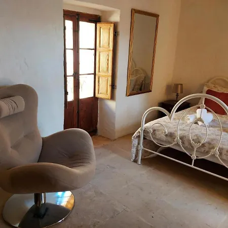 Indy In Wonderland Coliving Vendégház