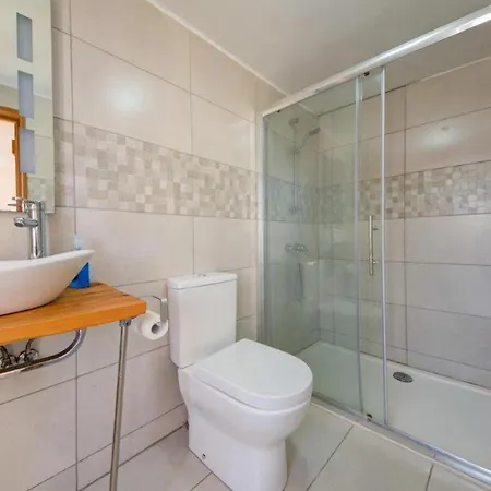 Indy In Wonderland Coliving * Għasri