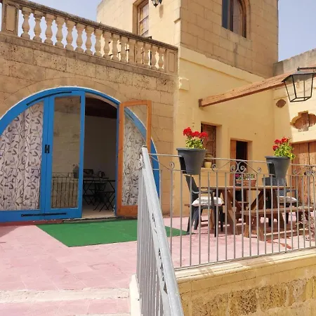 Indy In Wonderland Coliving Maison d'hôtes Għasri